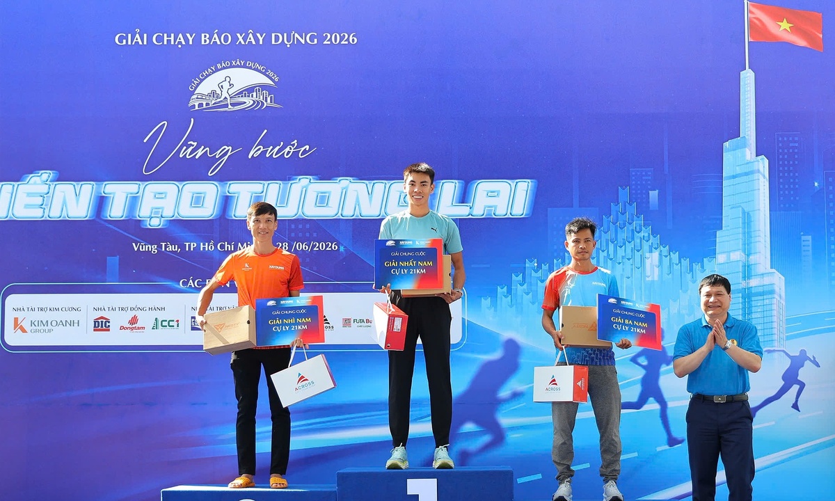 Anh Khôi và Lê Thị Hà đăng quang tại giải chạy Báo Xây dựng 2026 - hình ảnh - o8play.com Anh Khôi và Lê Thị Hà đăng quang tại giải chạy Báo Xây dựng 2026 - hình ảnh - o8play.com