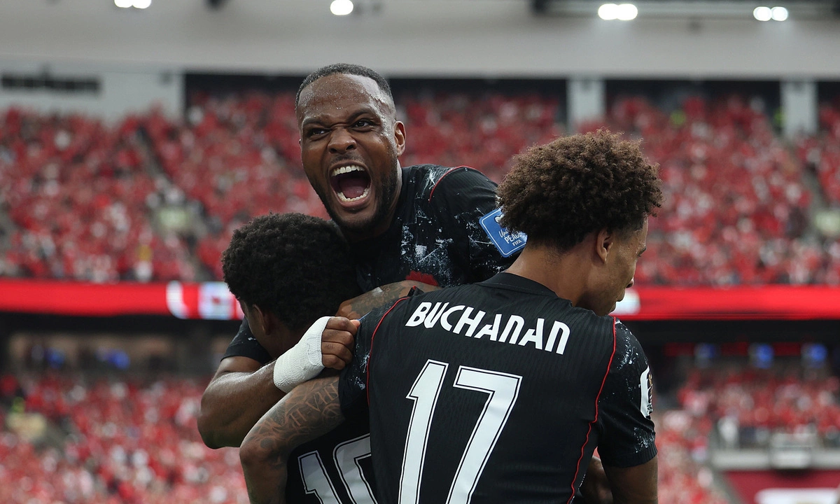 O8 cược bóng đá: Canada hủy diệt Qatar 6-0 với hai thẻ đỏ - hình ảnh - o8play.com