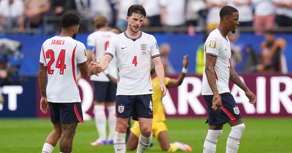 Declan Rice gây lo lắng cho đội tuyển Anh, HLV Tuchel cho cầu thủ đi chơi golf - hình ảnh - o8play.com