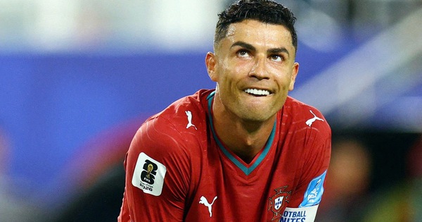 Cristiano Ronaldo mờ nhạt trước Colombia: Cơ hội nào cho fan cá cược? - hình ảnh - o8play.com Cristiano Ronaldo mờ nhạt trước Colombia: Cơ hội nào cho fan cá cược? - hình ảnh - o8play.com
