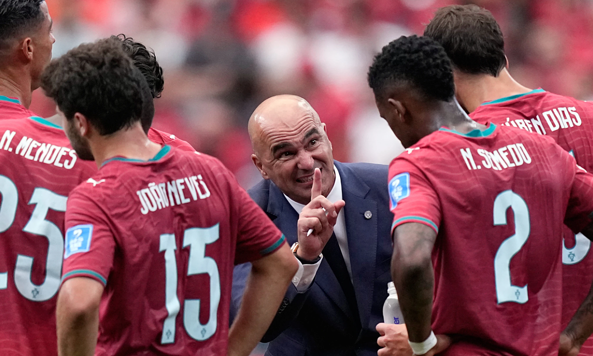 HLV Bồ Đào Nha: ‘Ronaldo là điểm tham chiếu trong hệ thống tấn công’ - hình ảnh - o8play.com HLV Bồ Đào Nha: ‘Ronaldo là điểm tham chiếu trong hệ thống tấn công’ - hình ảnh - o8play.com