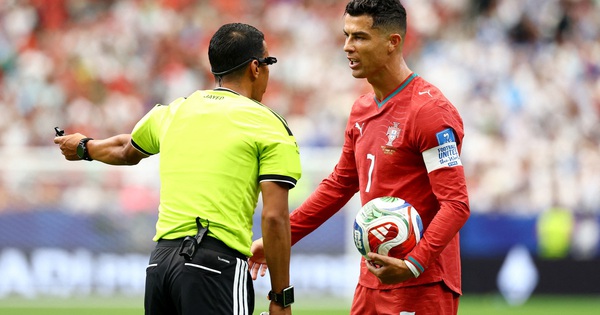 Ronaldo từ chối bình luận về Messi, O8 baccarat lên ngôi trong cộng đồng cá cược - hình ảnh - o8play.com Ronaldo từ chối bình luận về Messi, O8 baccarat lên ngôi trong cộng đồng cá cược - hình ảnh - o8play.com