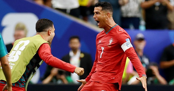 Pedro Neto: ‘Bồ Đào Nha đâu có phụ thuộc vào Ronaldo’ - hình ảnh - o8play.com Pedro Neto: ‘Bồ Đào Nha đâu có phụ thuộc vào Ronaldo’ - hình ảnh - o8play.com