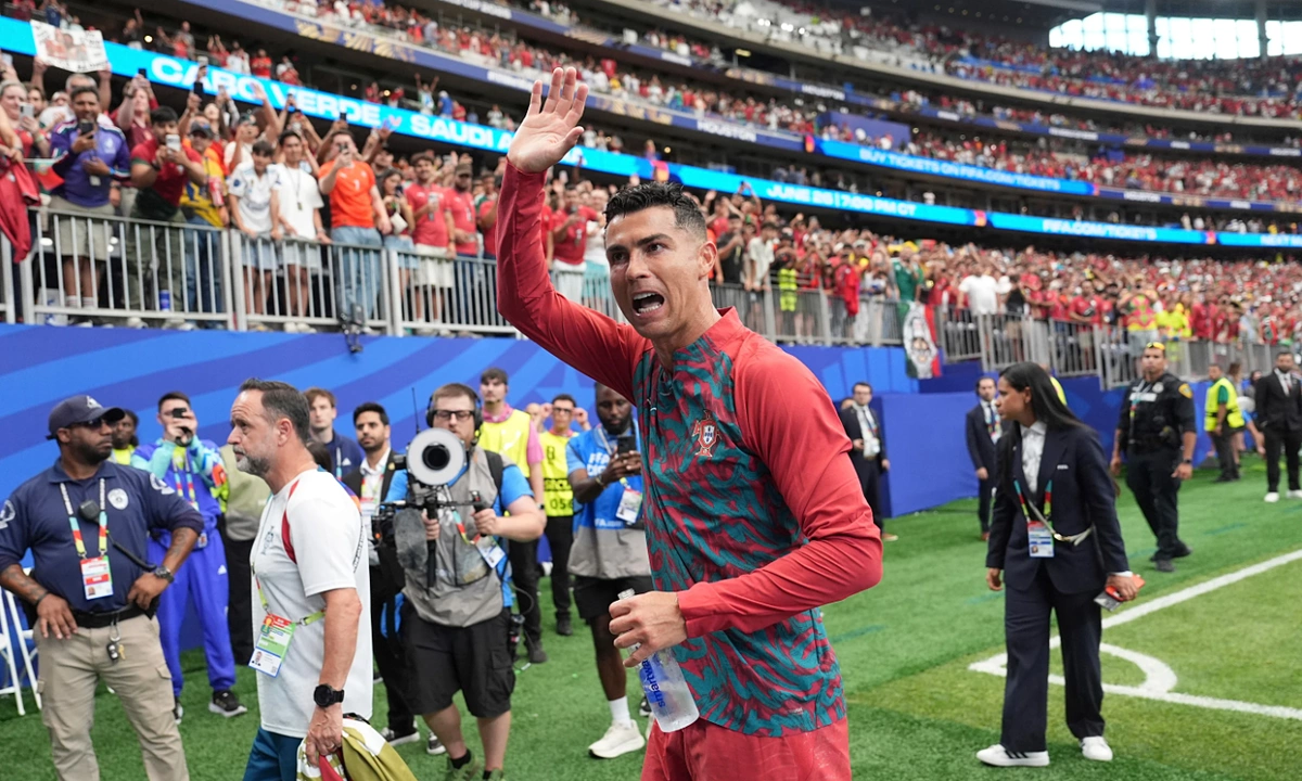 Ronaldo Mong Đợi Trận Chung Kết World Cup 2026 Cùng Messi – Cơ Hội Vàng Cho Fan Cược Thể Thao - hình ảnh - o8play.com