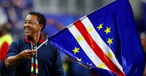 HLV Cabo Verde xúc động chia tay World Cup, Argentina suýt ‘trật bánh’ trước đại diện châu Phi - hình ảnh - o8play.com