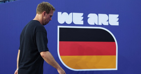 O8 chính thức: Huyền thoại Lahm chỉ trích HLV Nagelsmann sau thất bại của Đức tại World Cup 2026 - hình ảnh - o8play.com