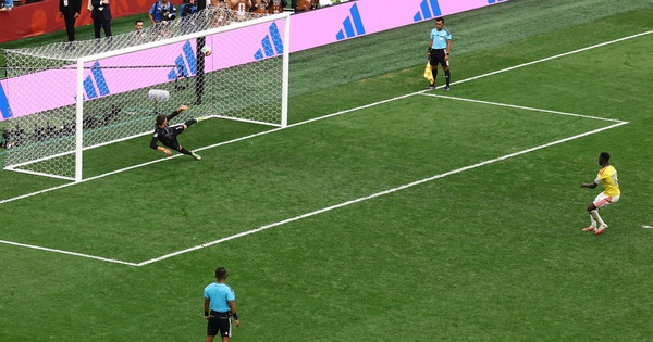 Thụy Sĩ hạ Colombia trên chấm luân lưu, giành vé chạm trán Argentina của Messi - hình ảnh - o8play.com