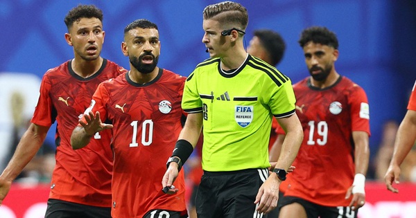 Trọng tài xử ép Ai Cập, mở đường cho Argentina vào tứ kết World Cup?: góc nhìn mới cho người chơi Việt - hình ảnh - o8play.com Trọng tài xử ép Ai Cập, mở đường cho Argentina vào tứ kết World Cup?: góc nhìn mới cho người chơi Việt - hình ảnh - o8play.com